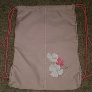 Nike sling canvas back pack pink floral